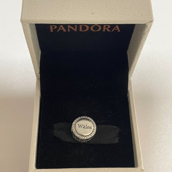 Pandora Wales Flag Exclusive Bead Charm - Picture 4 of 5